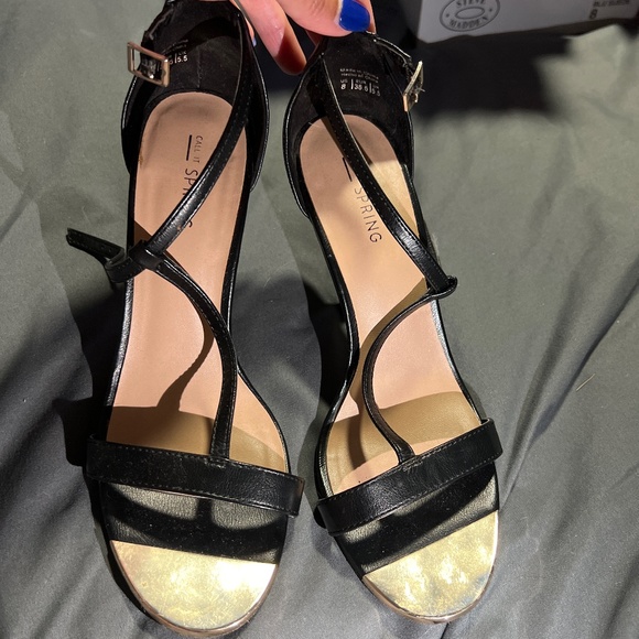 Heels - Picture 1 of 3